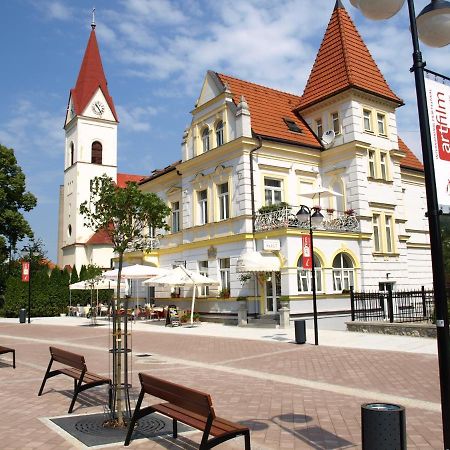 Hotel Margit Trenčianske Teplice Dış mekan fotoğraf