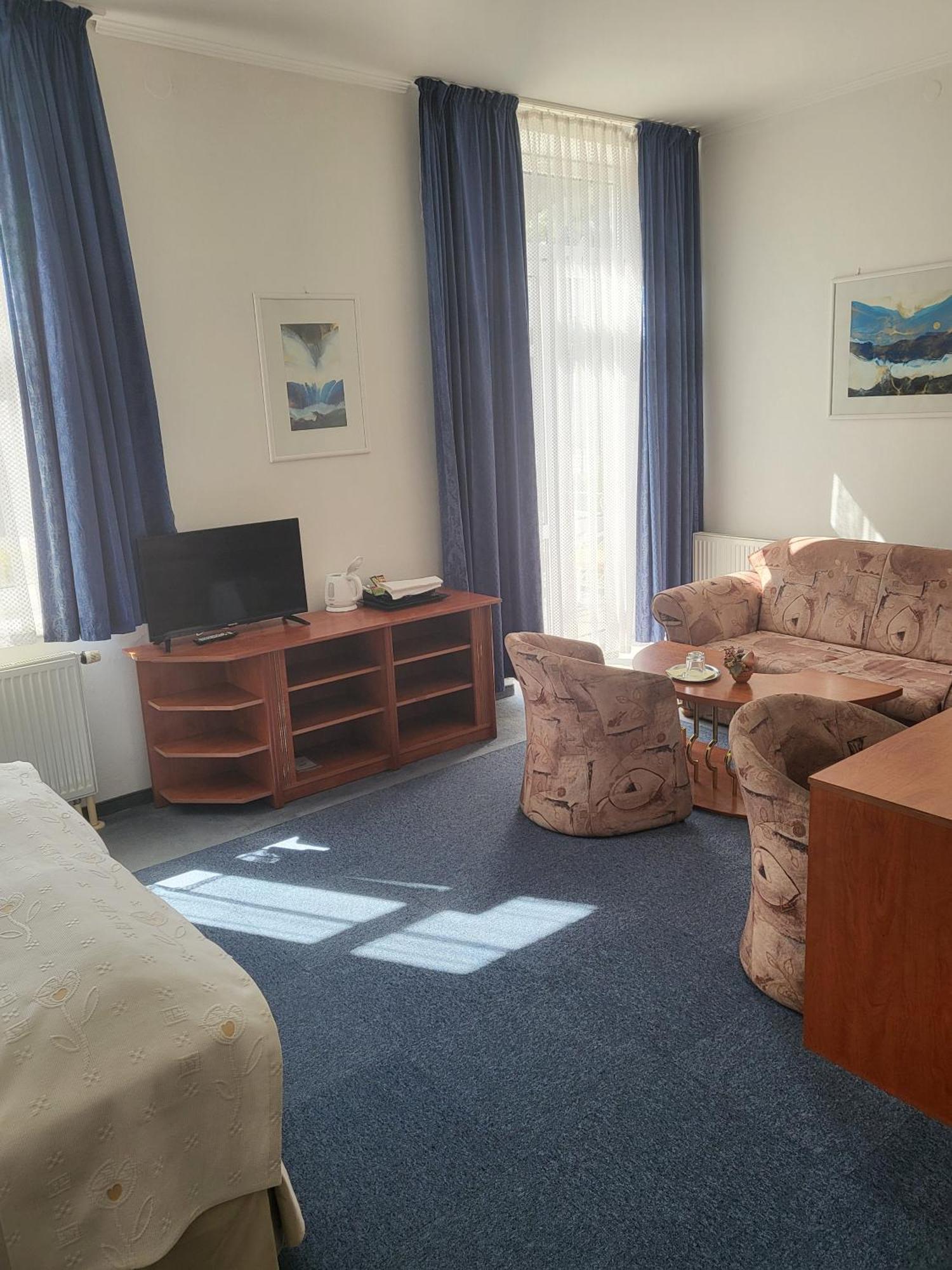 Hotel Margit Trenčianske Teplice Dış mekan fotoğraf
