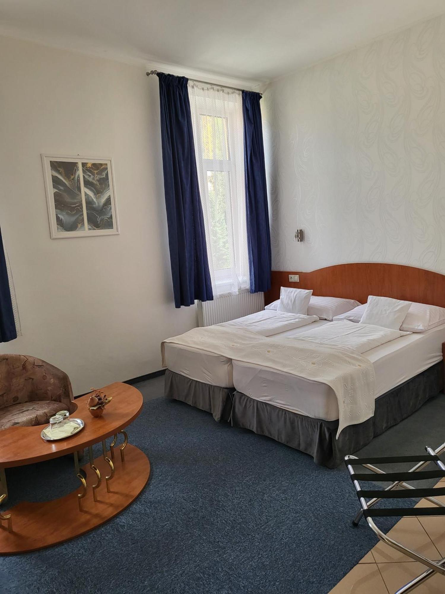 Hotel Margit Trenčianske Teplice Dış mekan fotoğraf