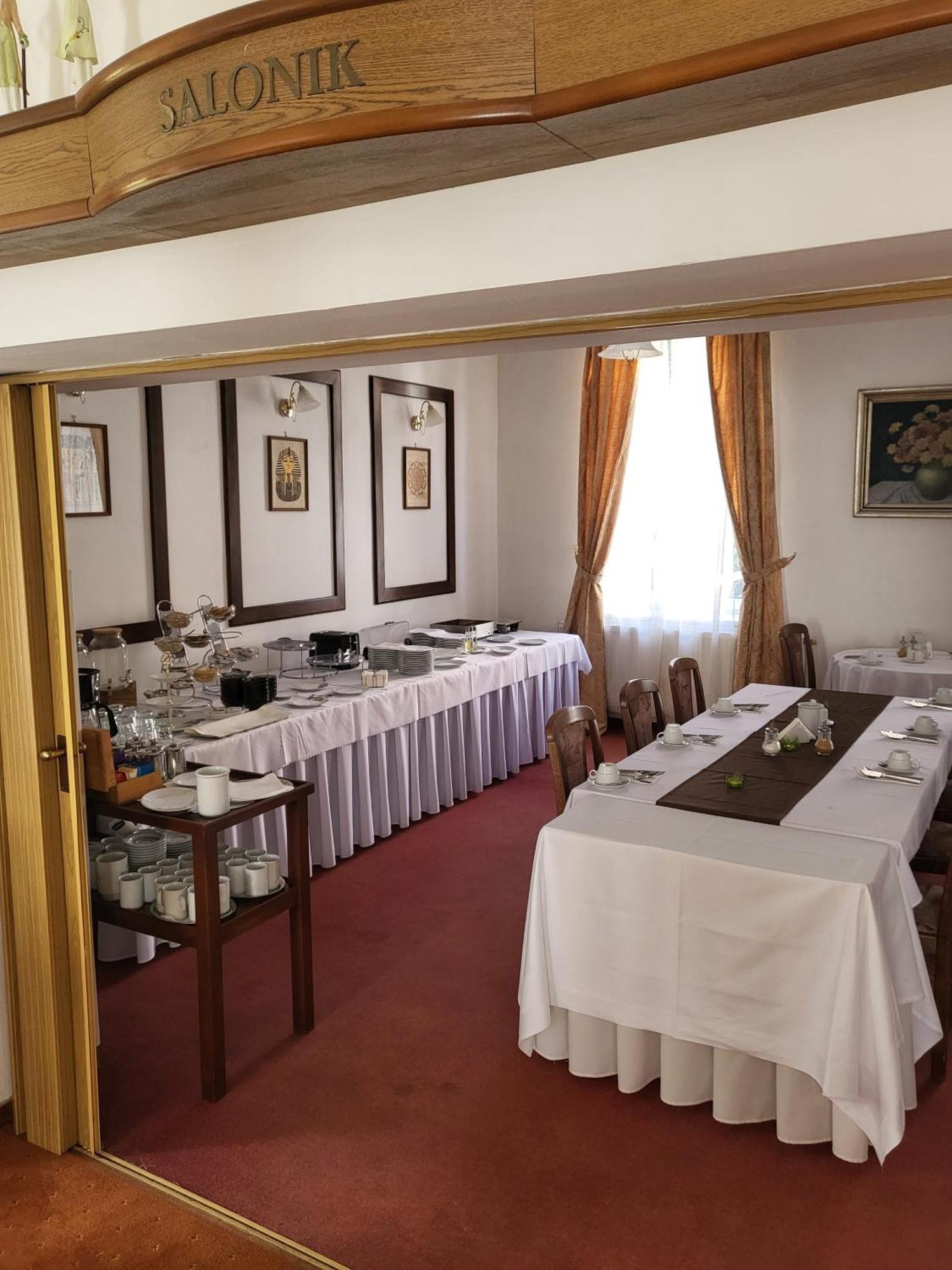 Hotel Margit Trenčianske Teplice Dış mekan fotoğraf