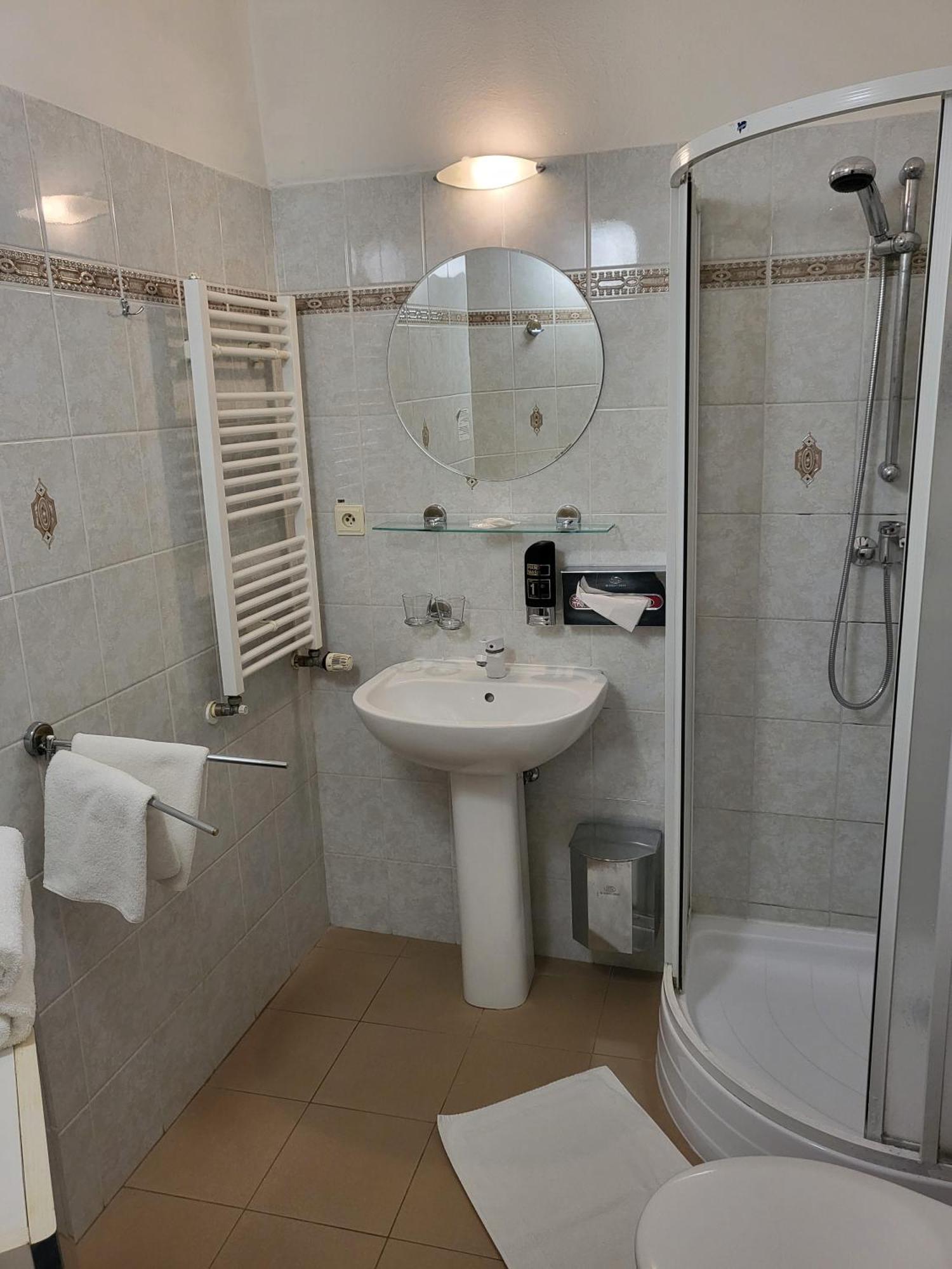 Hotel Margit Trenčianske Teplice Dış mekan fotoğraf